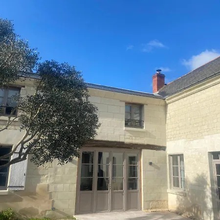Logis Huit Clos Calme Et Romantique Proche Saumur