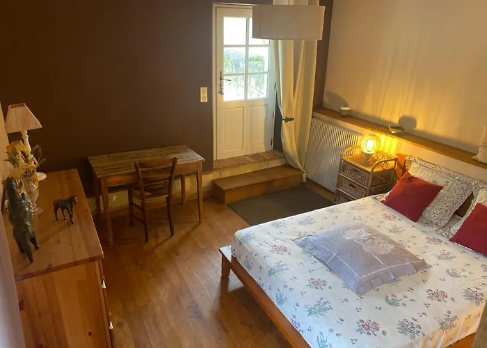 Logis Huit Clos Calme Et Romantique Proche Saumur * 勒孔德拉玛科尔德