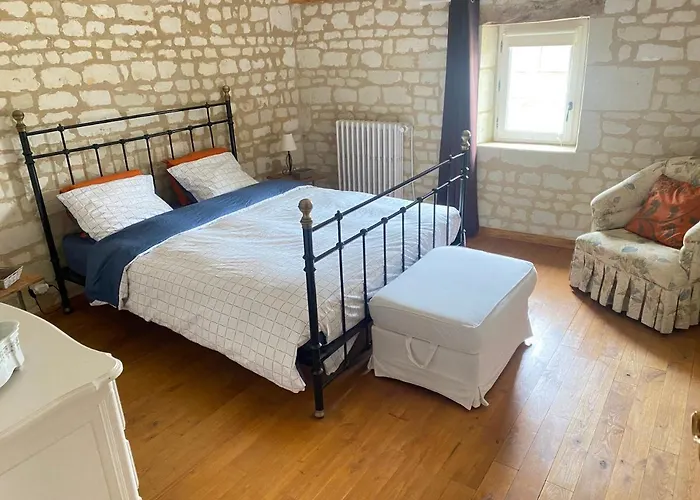 Logis Huit Clos Calme Et Romantique Proche Saumur 度假居 勒孔德拉玛科尔德