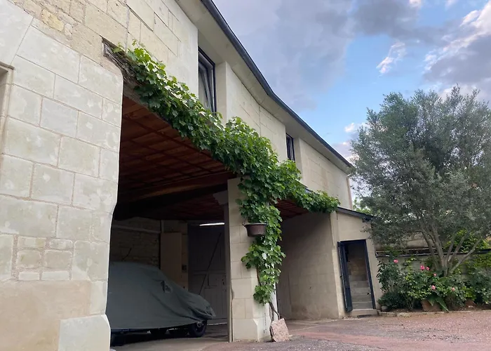 Logis Huit Clos Calme Et Romantique Proche Saumur 勒孔德拉玛科尔德